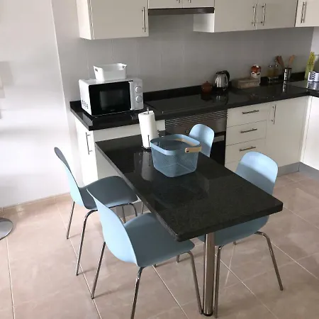 Maria Perla Medano Apartmán *